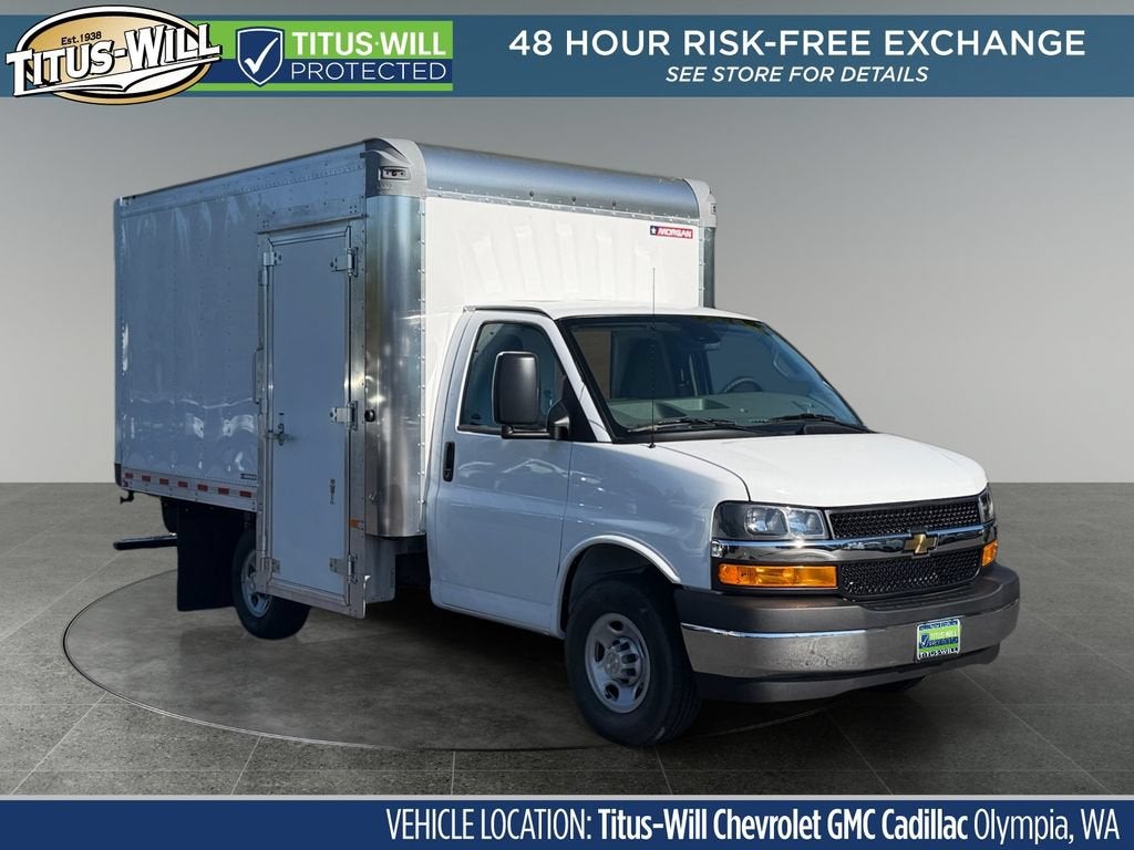 2026 Chevrolet Express Cutaway 3500 1WT