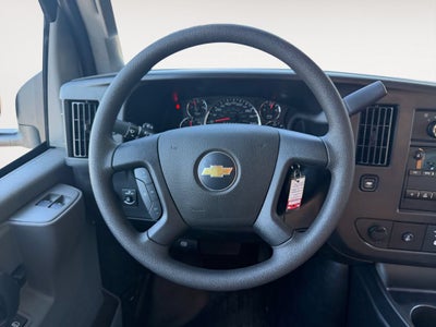 2026 Chevrolet Express Cutaway 3500 1WT