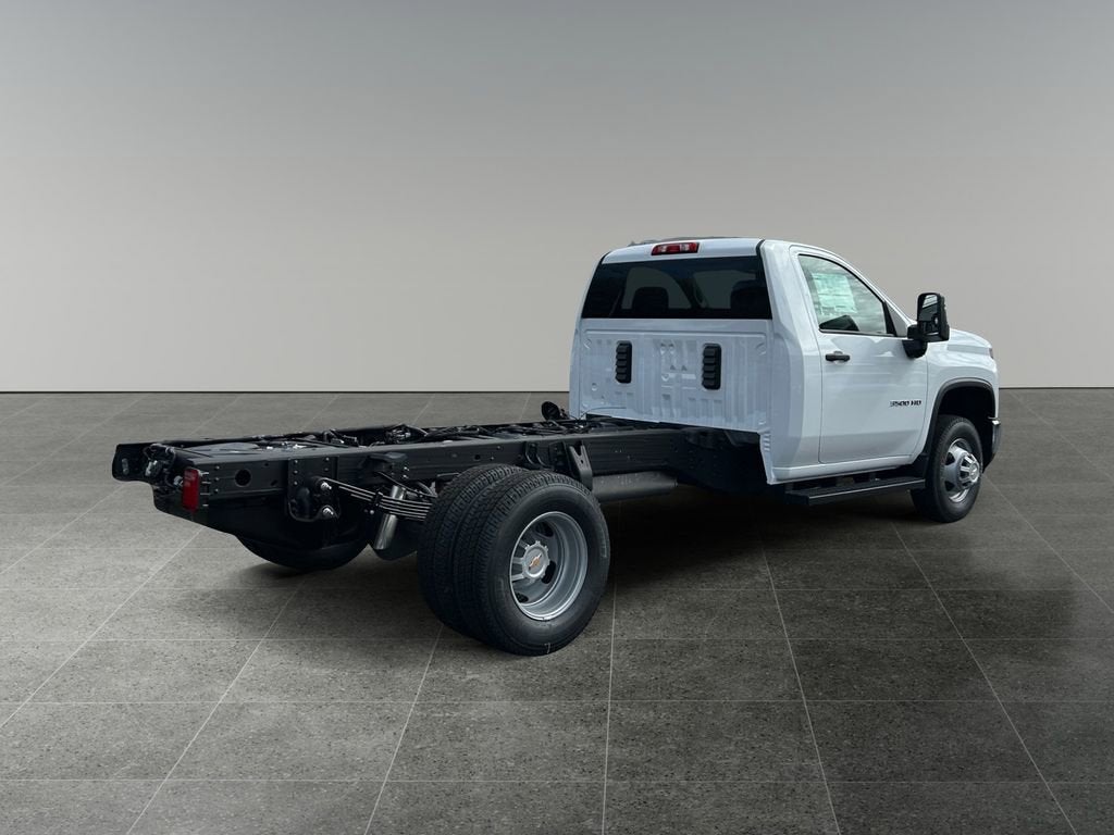 2026 Chevrolet Silverado 3500 HD Chassis Cab Work Truck