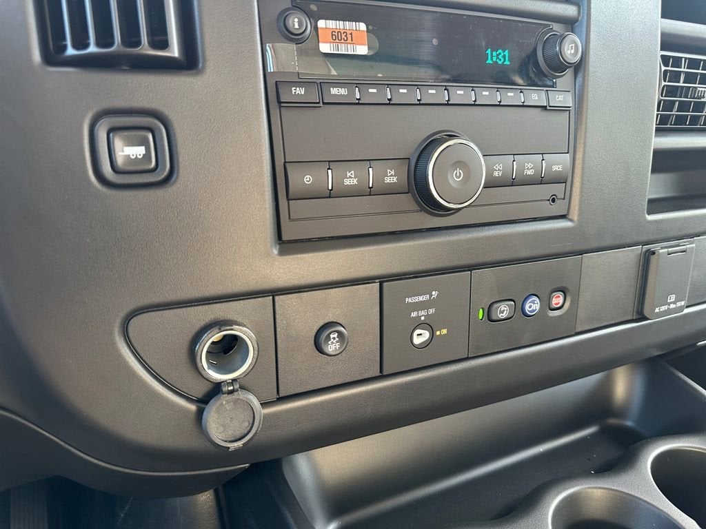 2025 Chevrolet Express Cargo 2500 WT