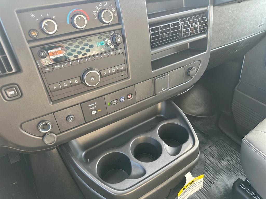 2025 Chevrolet Express Cargo 2500 WT