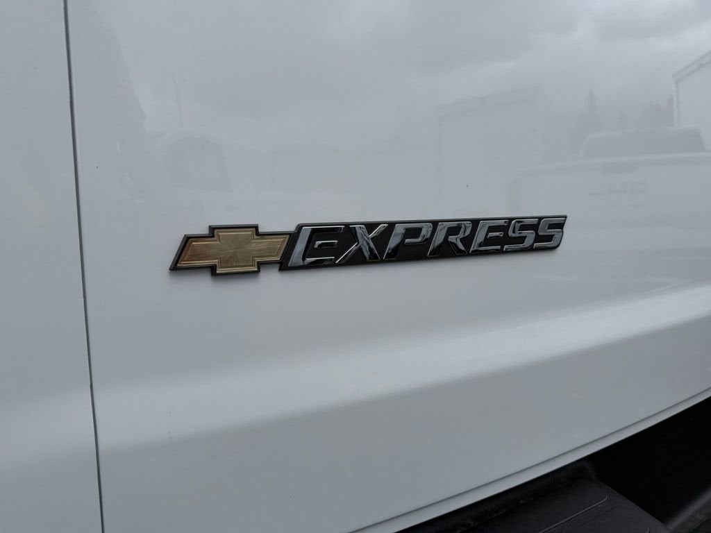 2026 Chevrolet Express Cargo WT