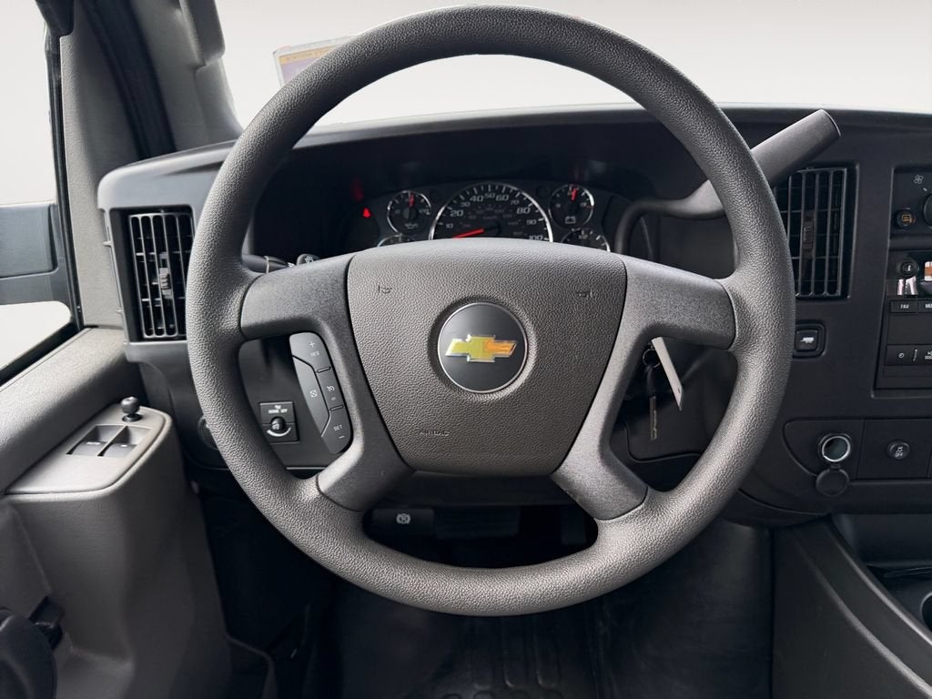 2026 Chevrolet Express Cargo 1WT