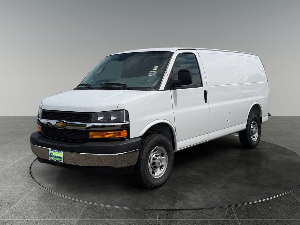 2026 Chevrolet Express Cargo 1WT