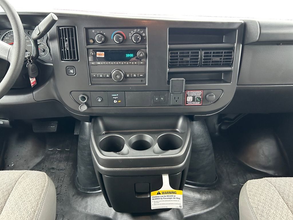 2026 Chevrolet Express Cargo 1WT