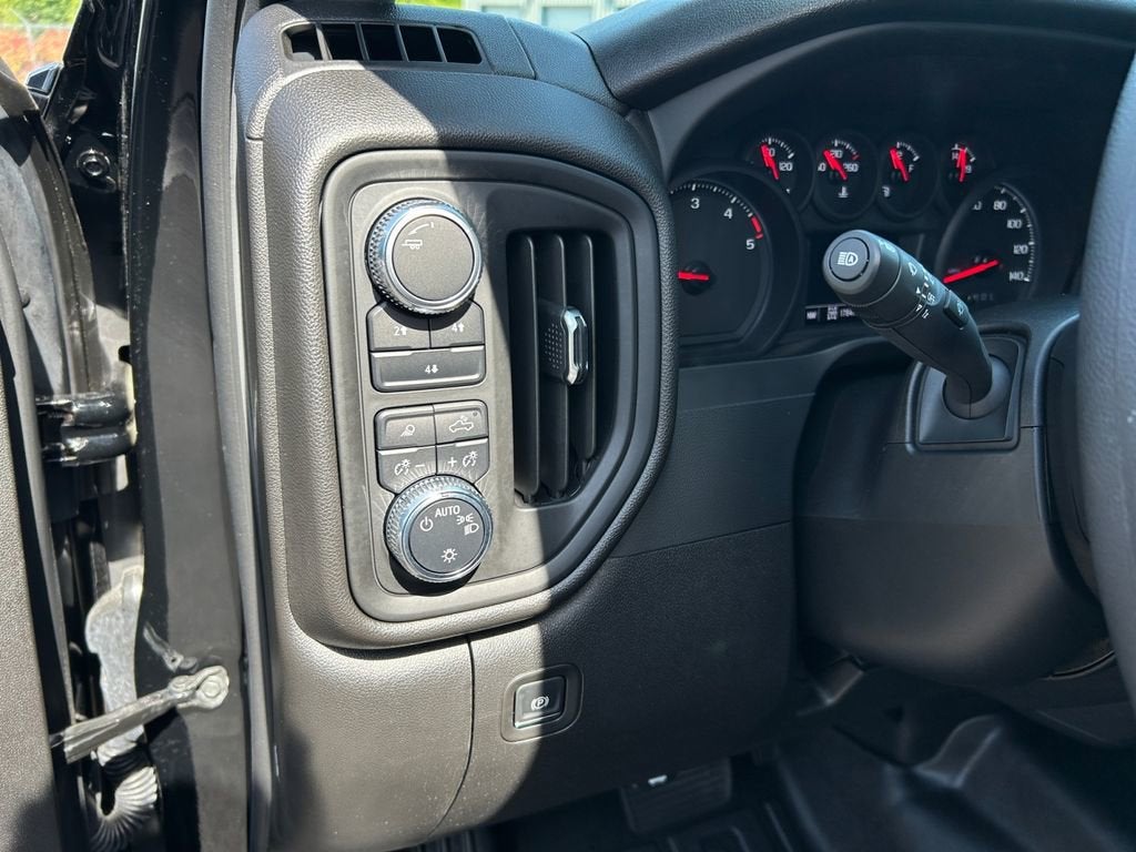 2025 GMC Sierra 2500 HD Pro