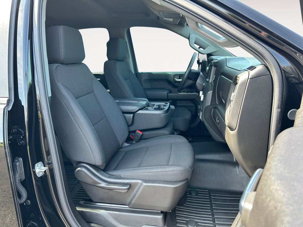 2025 GMC Sierra 2500 HD Pro