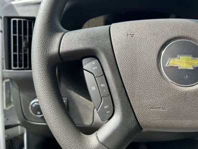 2025 Chevrolet Express Cutaway 3500 1WT