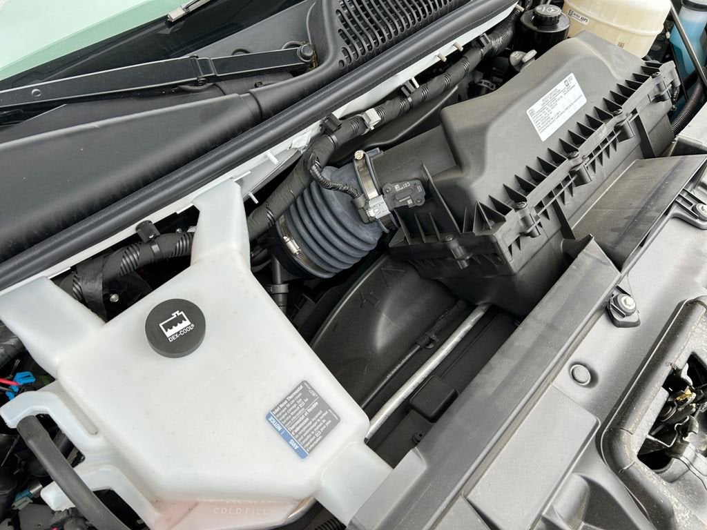 2025 Chevrolet Express Cutaway 3500 1WT