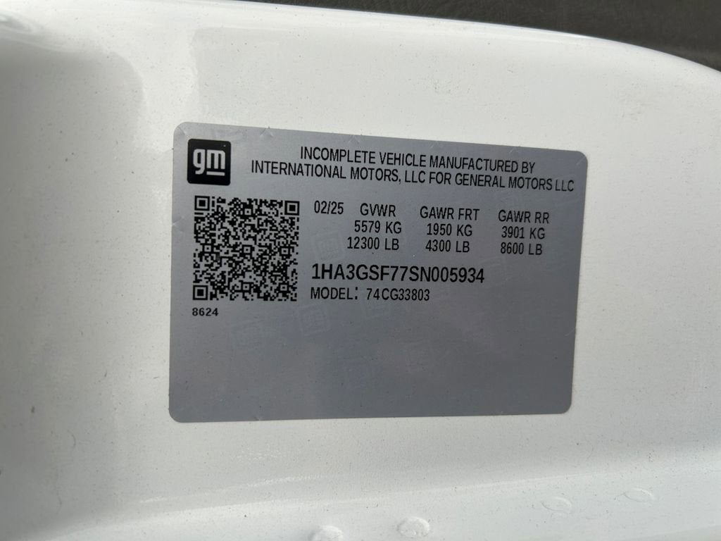 2025 Chevrolet Express Cutaway 3500 1WT