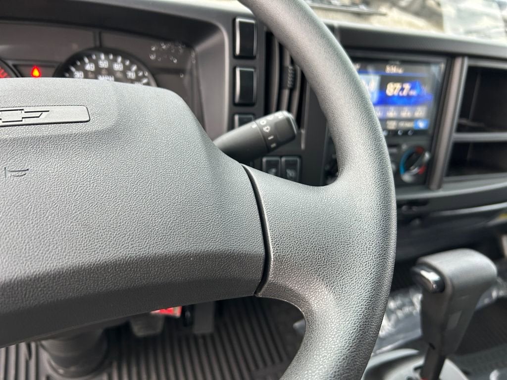 2025 Chevrolet Low Cab Forward 4500 MEDIUM ASH GRAY