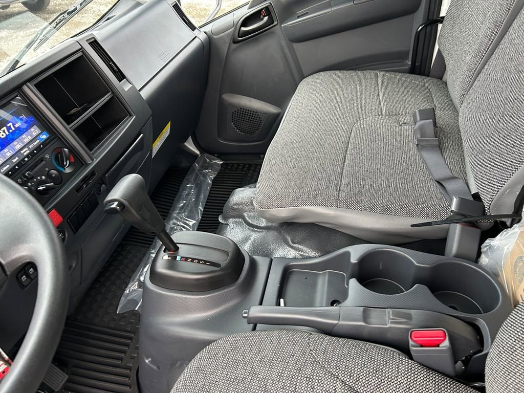 2025 Chevrolet Low Cab Forward 4500 MEDIUM ASH GRAY