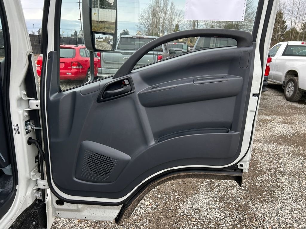 2025 Chevrolet Low Cab Forward 4500 MEDIUM ASH GRAY