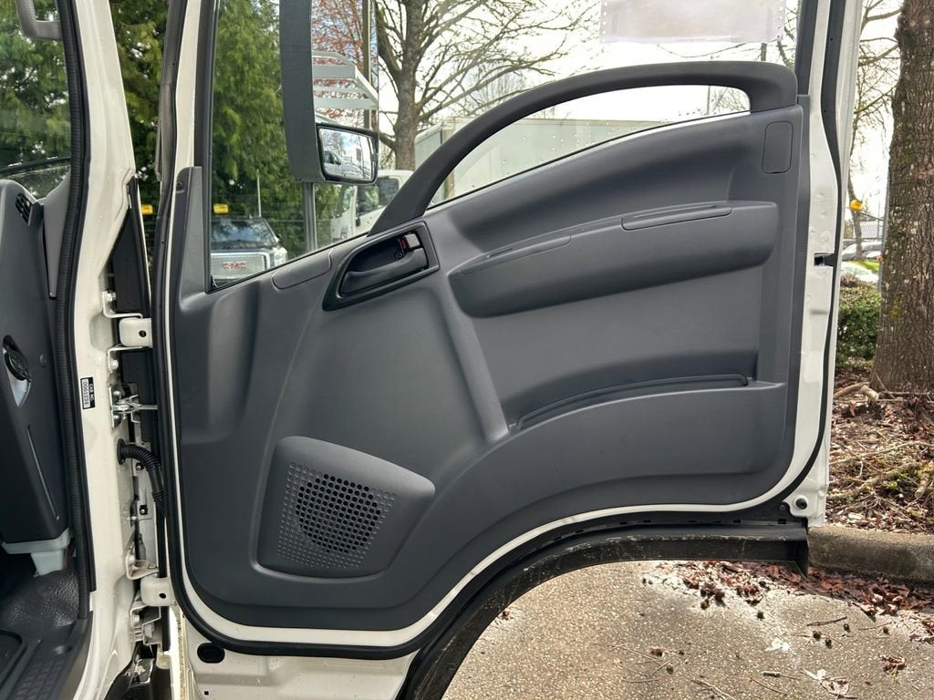 2025 Chevrolet Low Cab Forward 4500 MEDIUM ASH GRAY