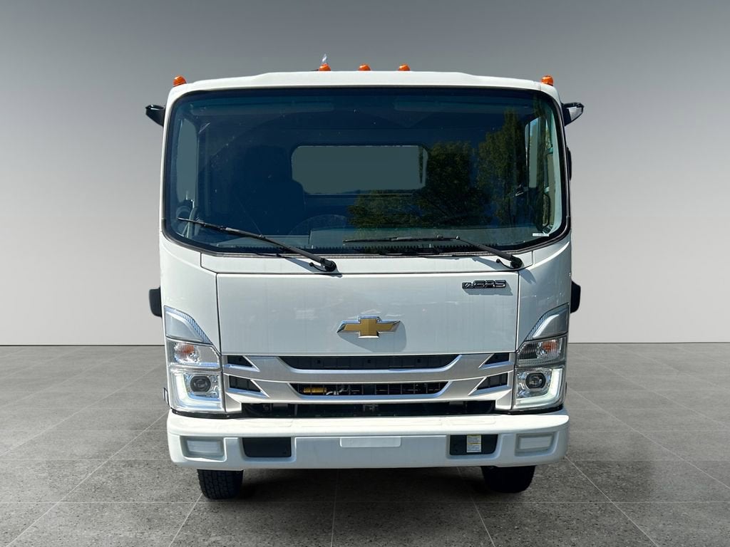 2024 Chevrolet Low Cab Forward 4500 Base