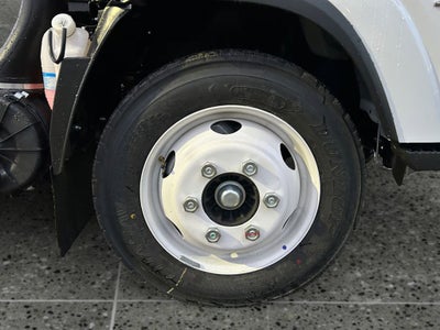 2025 Chevrolet Low Cab Forward 4500 MEDIUM ASH GRAY