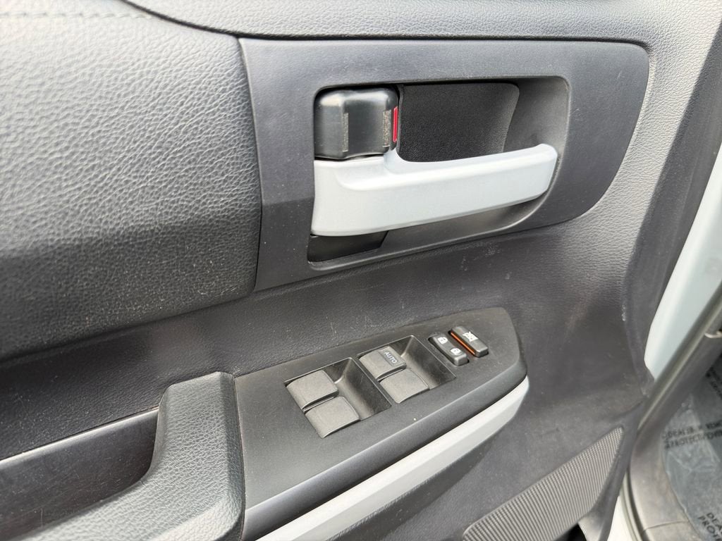 2020 Toyota Tundra 4WD SR5