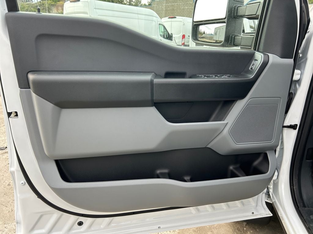 2025 Ford F-550SD XL DRW