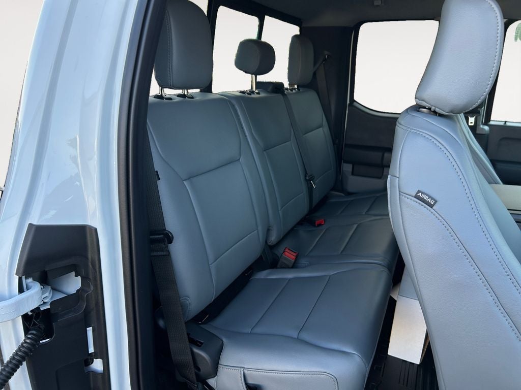 2025 Ford F-350SD Chassis XL