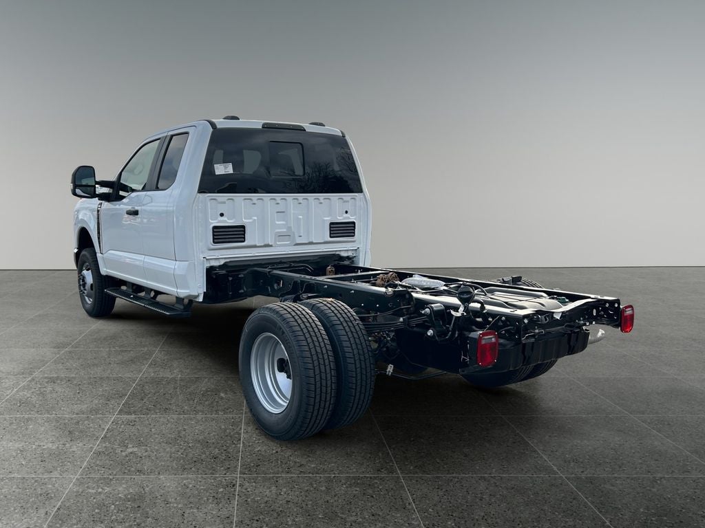 2026 Ford F-350SD XL DRW