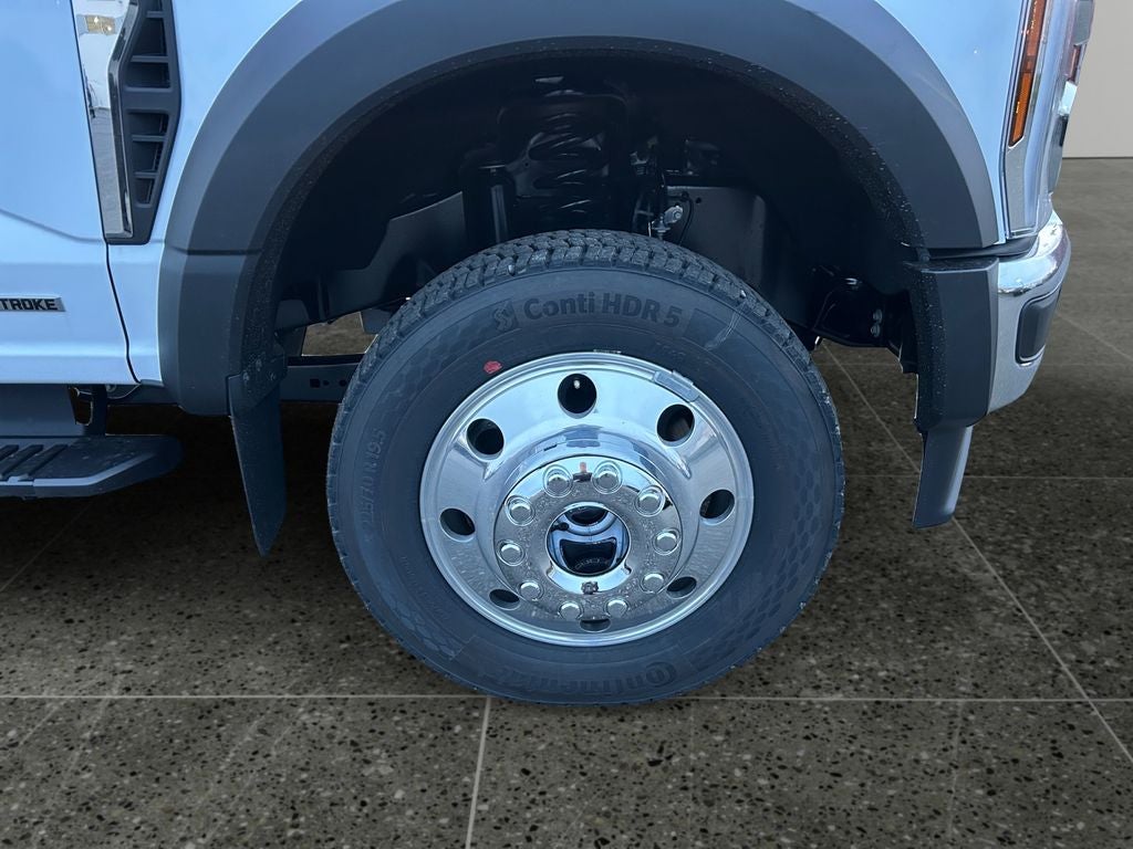 2026 Ford F-550SD Lariat DRW