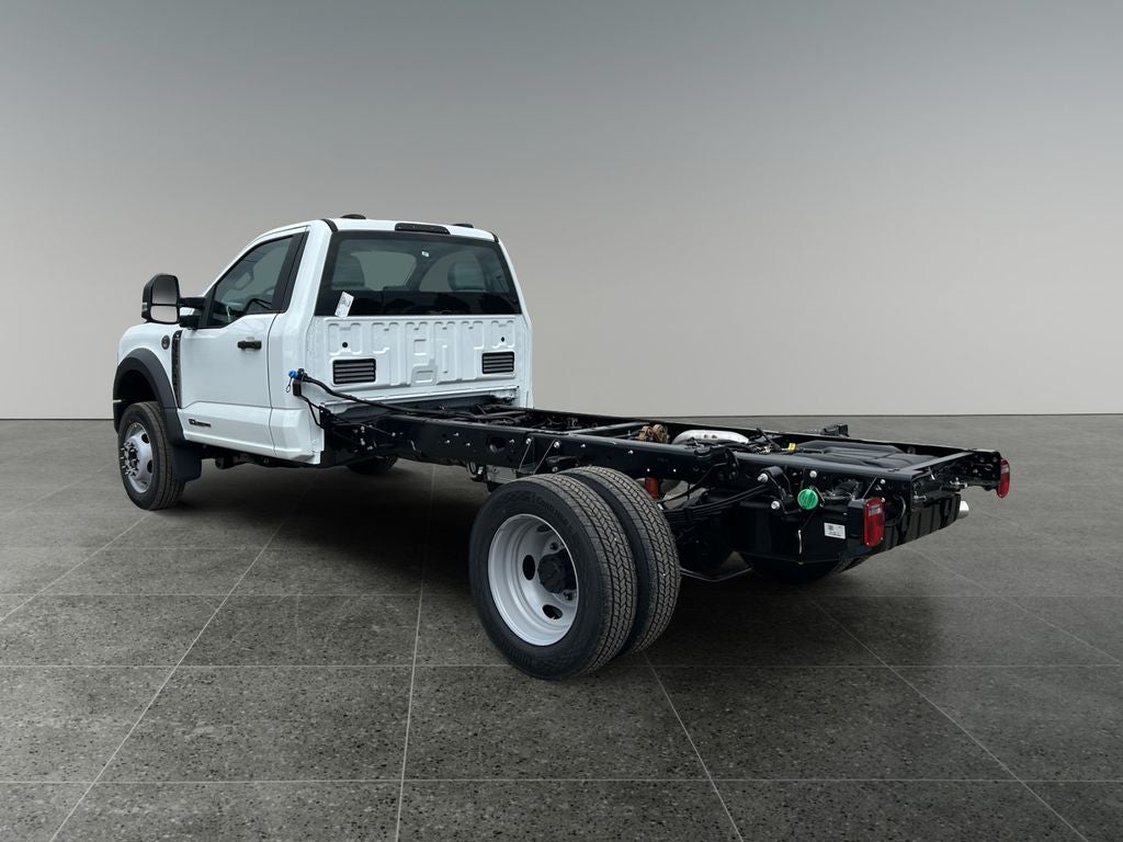 2026 Ford F-550SD DRW