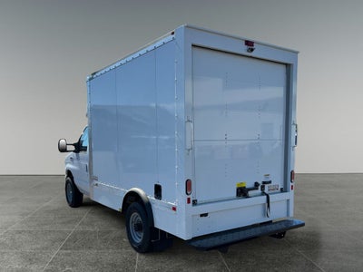 2026 Ford E-350 Base Cutaway