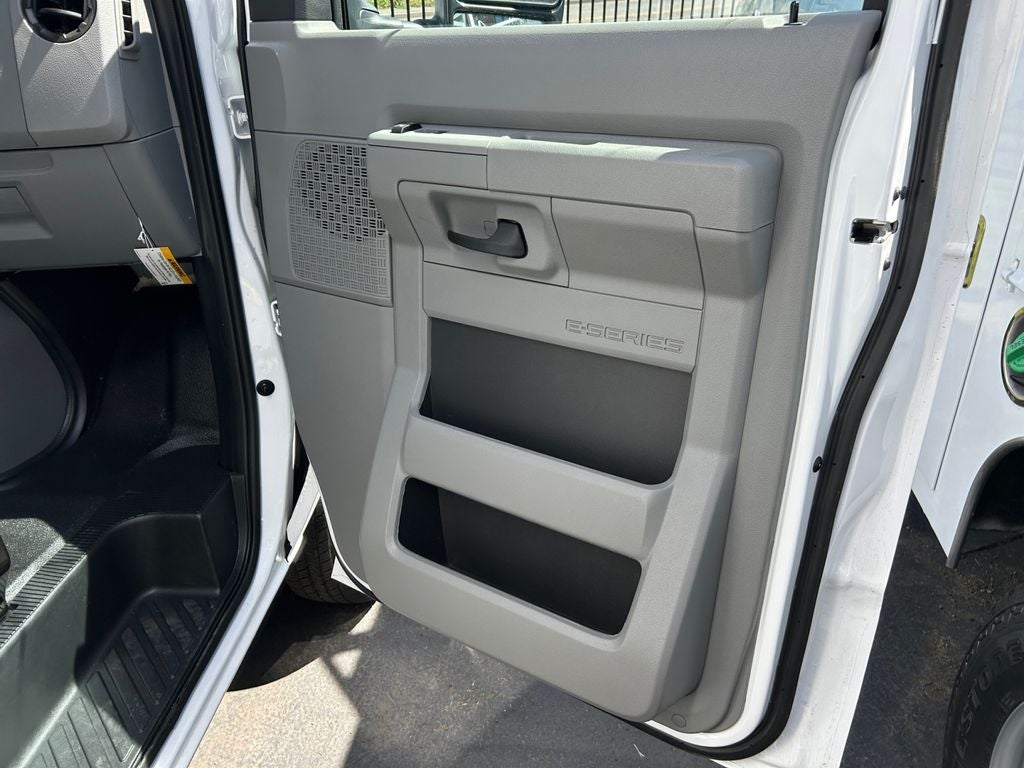 2026 Ford E-450SD Base