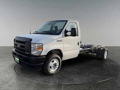 2027 Ford E-450SD Base