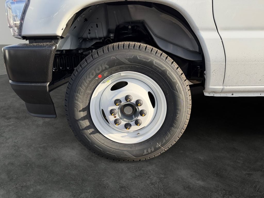 2027 Ford E-450SD Base