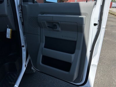 2025 Ford E-450SD Base