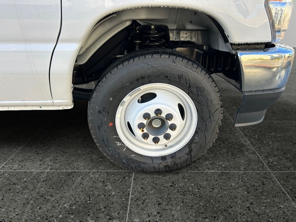 2026 Ford E-450SD Base