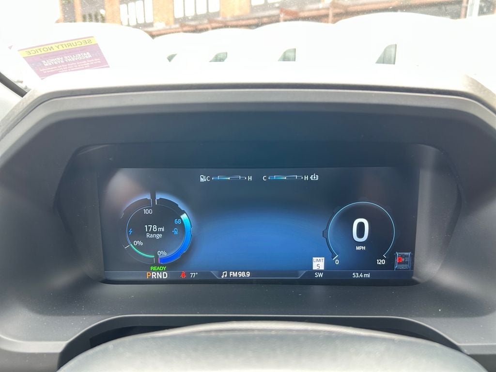 2025 Ford F-150 Lightning Flash