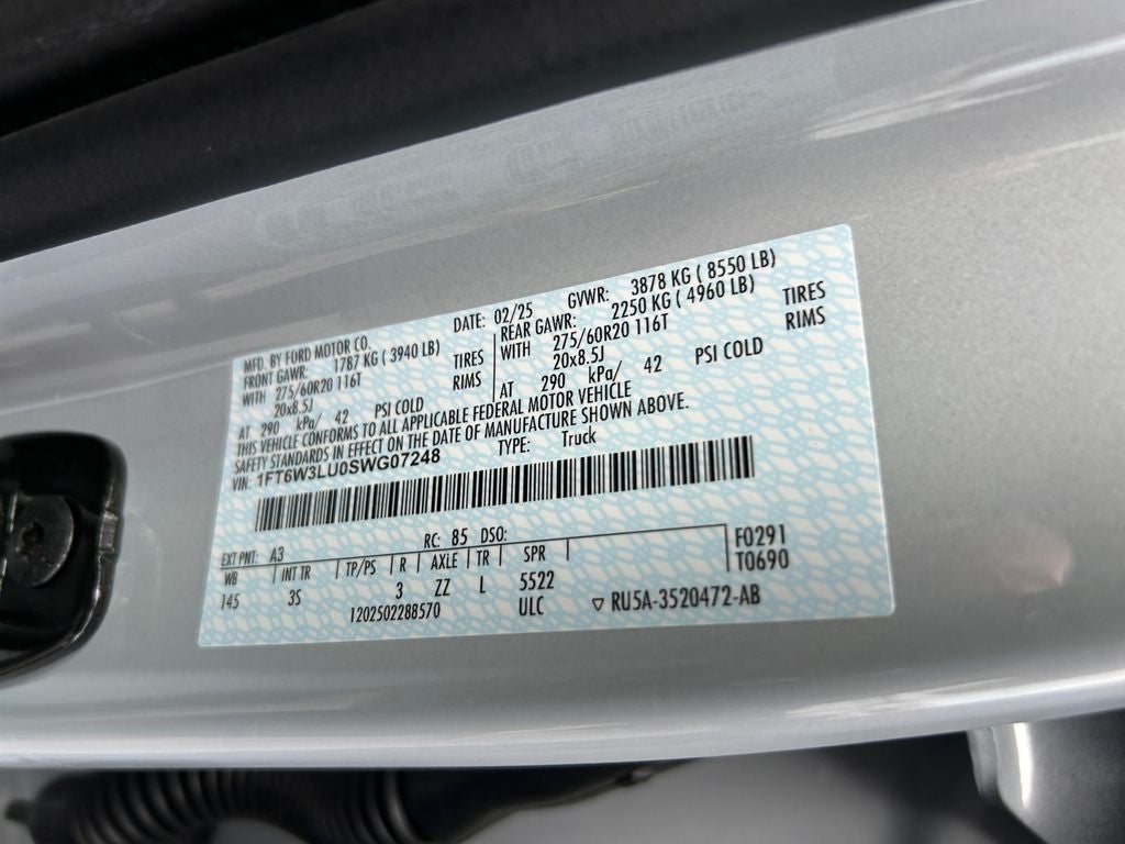 2025 Ford F-150 Lightning Flash