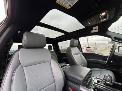 2025 Ford F-150 Lightning Lariat