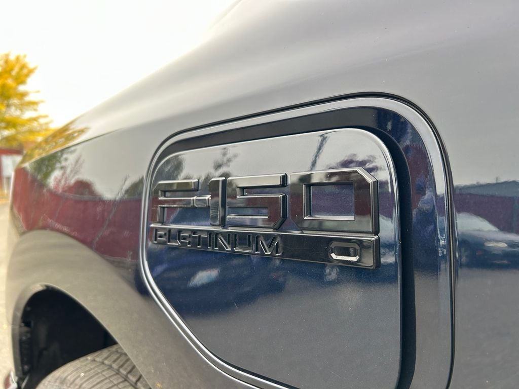 2025 Ford F-150 Lightning Platinum