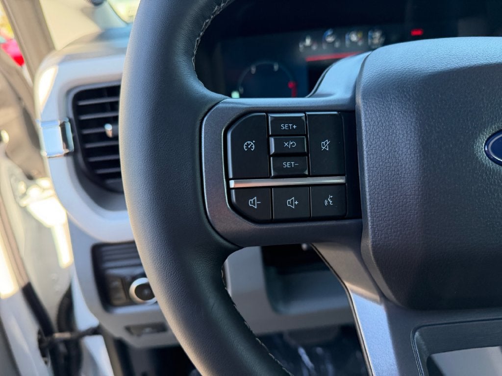 2027 Ford F-250SD XLT