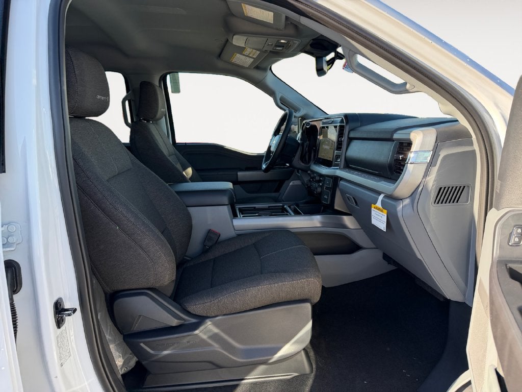 2027 Ford F-250SD XLT