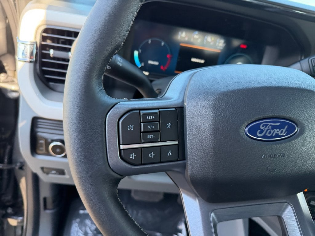 2027 Ford F-250SD XLT