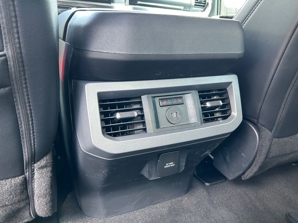 2025 Ford F-250 Black Widow Lariat