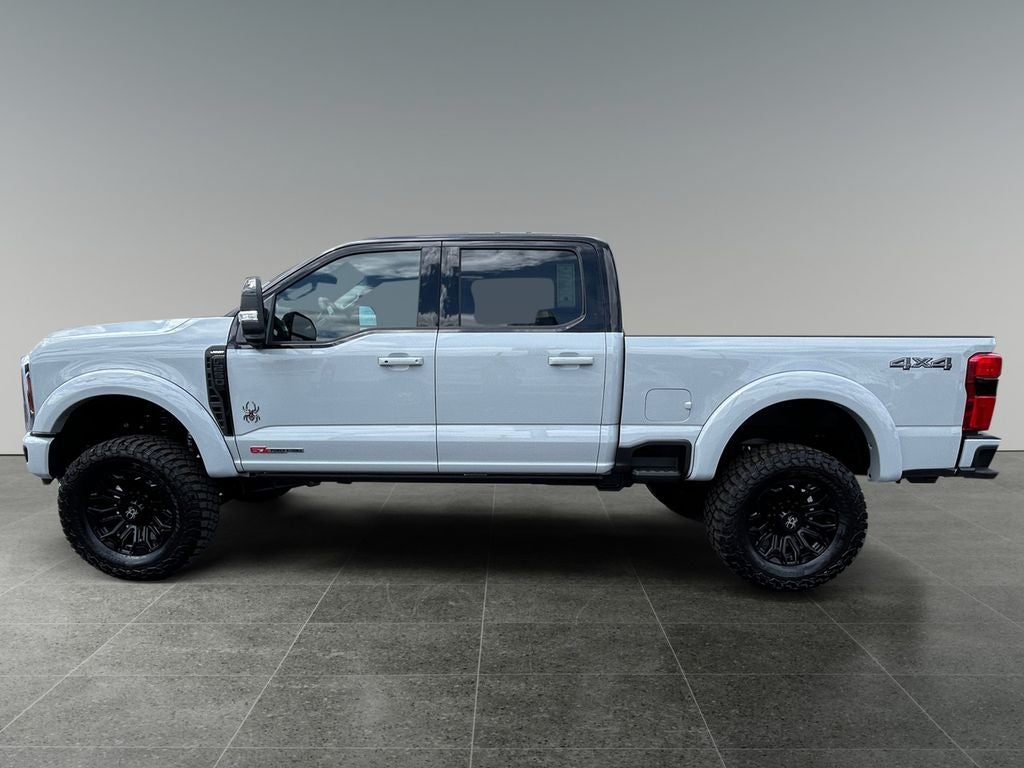 2025 Ford F-250 Black Widow Lariat