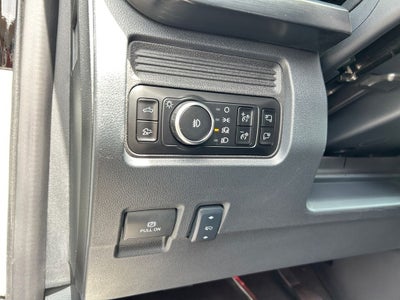 2025 Ford F-250 Black Widow Lariat