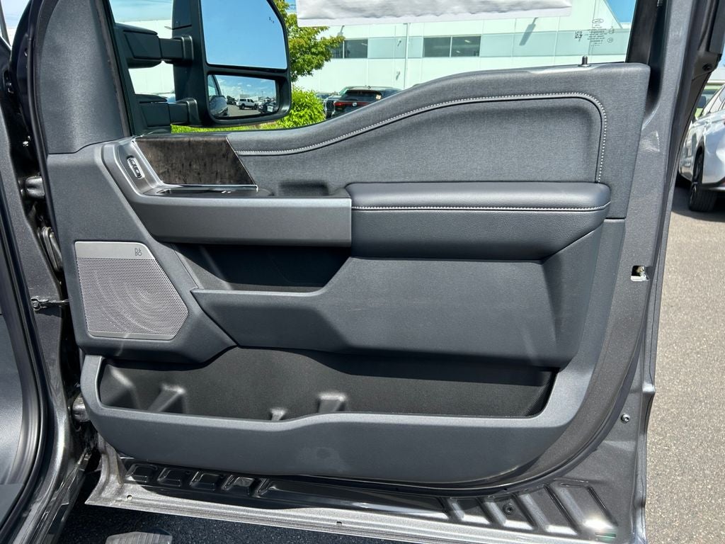 2025 Ford F-250SD Lariat