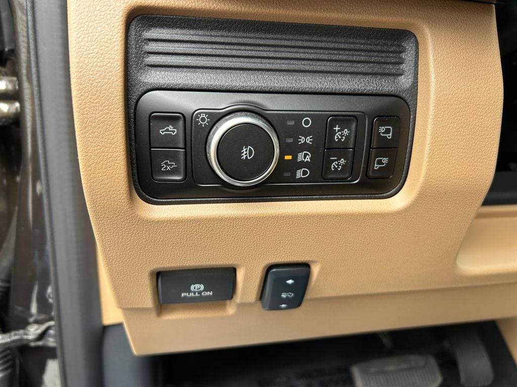 2025 Ford F-250SD Lariat