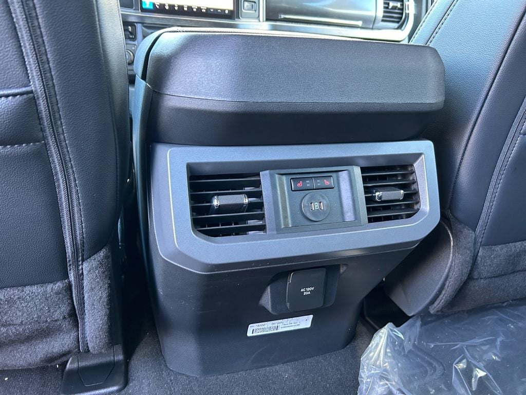 2025 Ford F-250SD Lariat