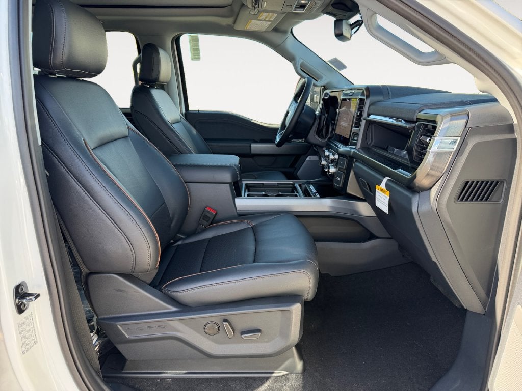 2027 Ford F-350SD Lariat