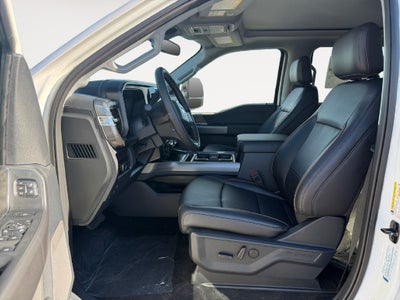 2027 Ford F-350SD Lariat