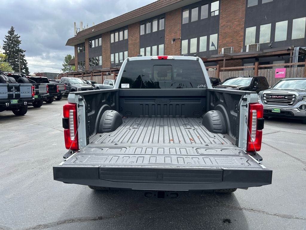 2026 Ford F-350SD Lariat ROUSH