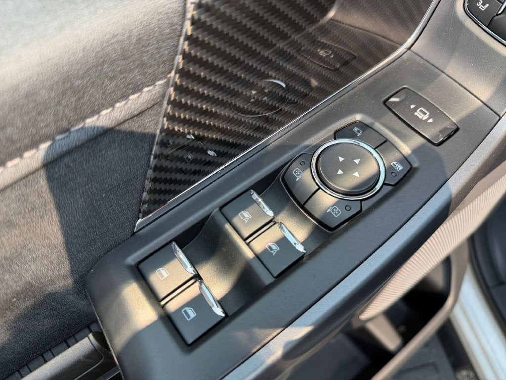 2026 Ford F-350SD Lariat ROUSH