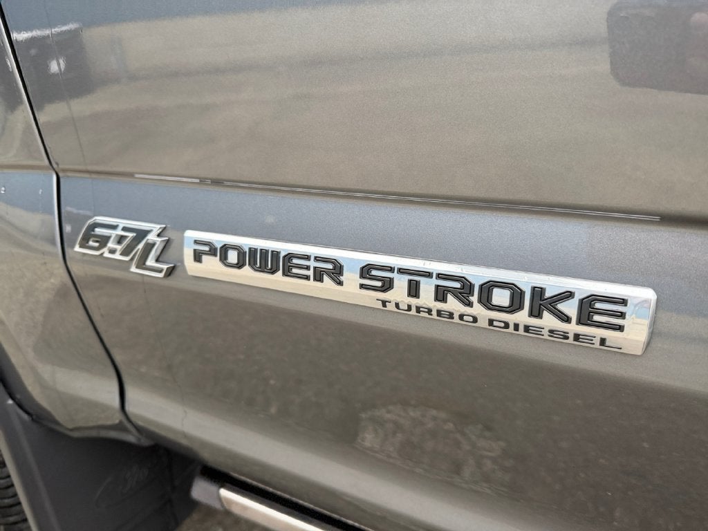 2022 Ford F-350SD Platinum